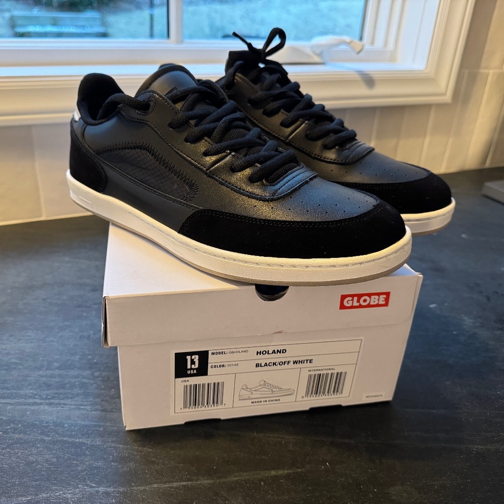 Globe Sneakers - Holand